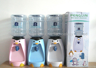 Trung Quốc 2.5 lít thu nhỏ chim cánh cụt nước quả nhỏ uống nước quả 8 kính phim hoạt hình uống Drinkware ly nhà cung cấp